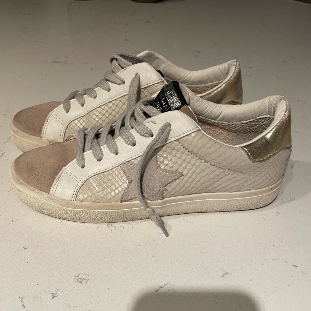 Vintage Havana lace ups